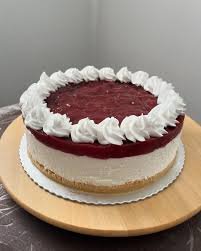 Strawberry Cheesecake (9" - 6 to 8 Servings)